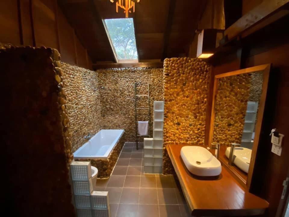 Stung Treng Resort Stoeng Treng Exterior foto