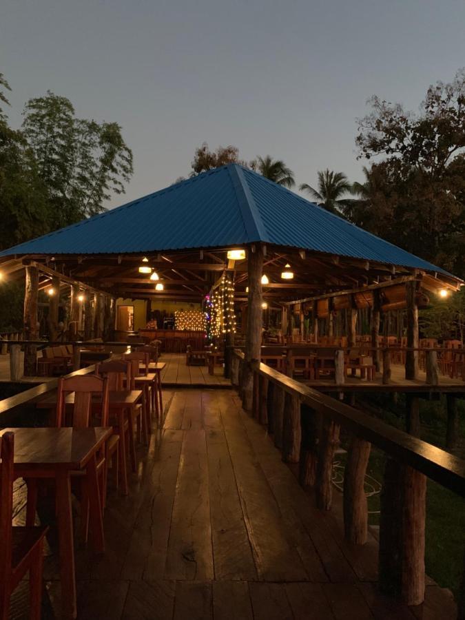Stung Treng Resort Stoeng Treng Exterior foto
